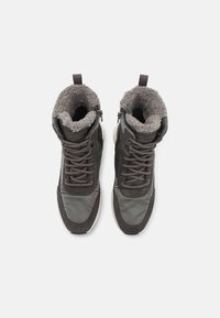 Geox SPHERICA ACTIF X2 - Bottes de neige - dark grey