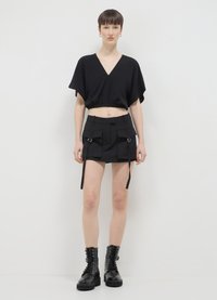 Calliope SCOLLO A V - Camicetta - ultrablack