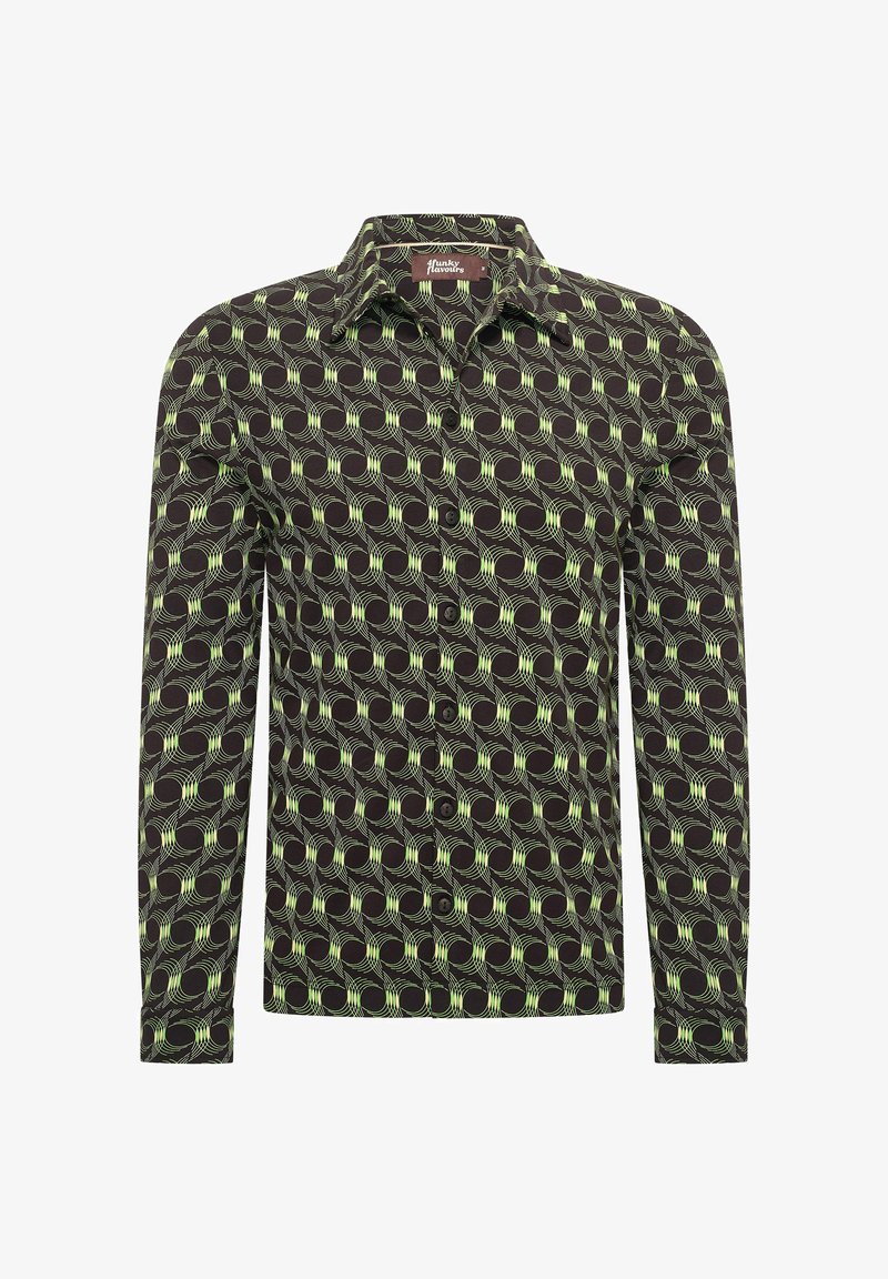 Camisa de manga larga de tejido oscuro con un patrón geométrico de círculos verdes alternos y líneas onduladas, con un cuello clásico y cierre de botones.