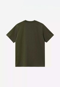 T-shirt verde oliva a maniche corte con scollatura rotonda, cuciture piatte e una texture morbida, caratterizzato da una vestibilità rilassata e senza loghi visibili.