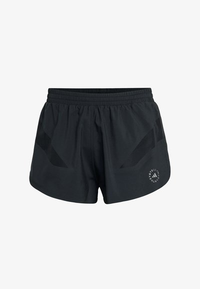 Schwarze Sportshorts mit elastischem Bund, seitlichen Mesh-Einsätzen und rundem Adidas by Stella McCartney-Logo am linken Bein.