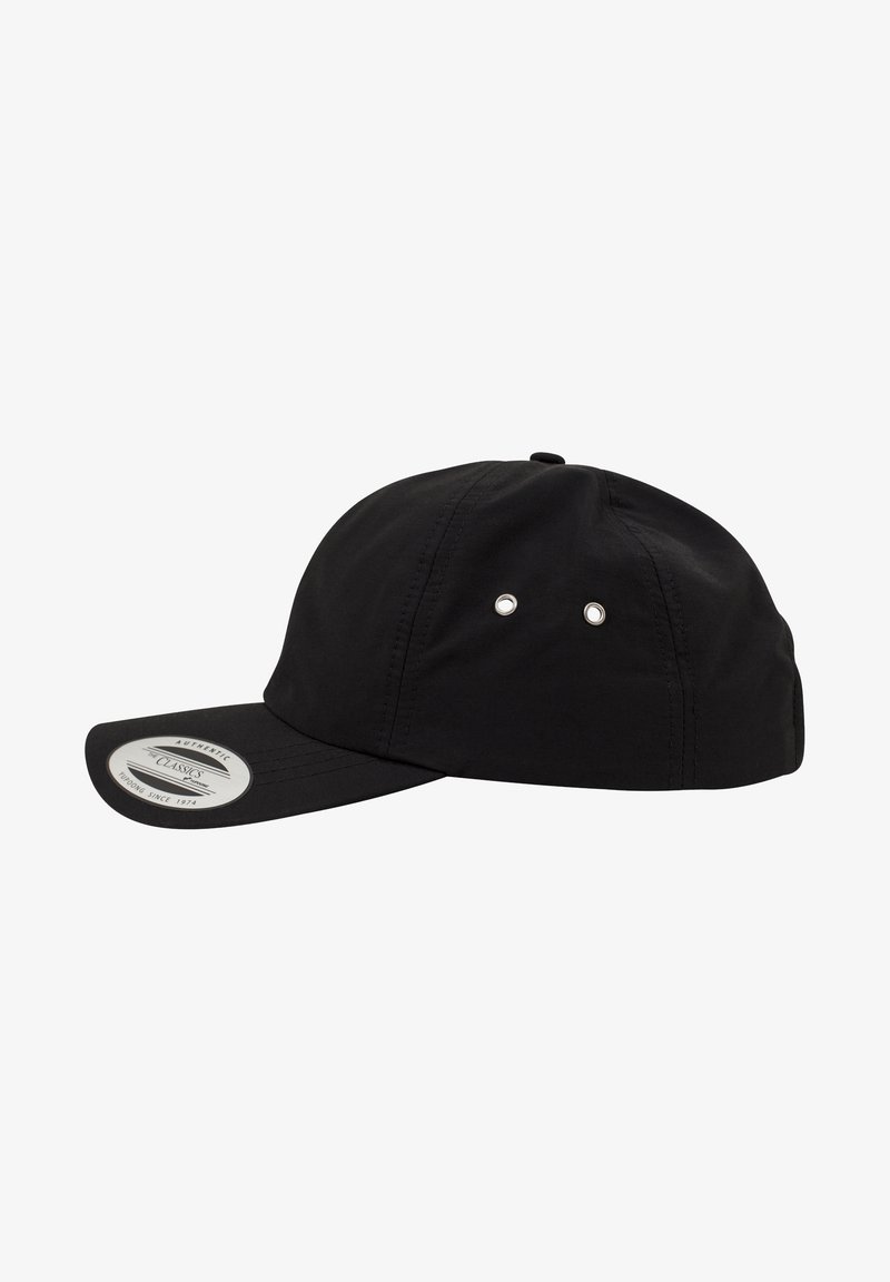Black baseball cap made of fabric with a curved visor, featuring two vent holes on the sides and a classic circular label on the front.