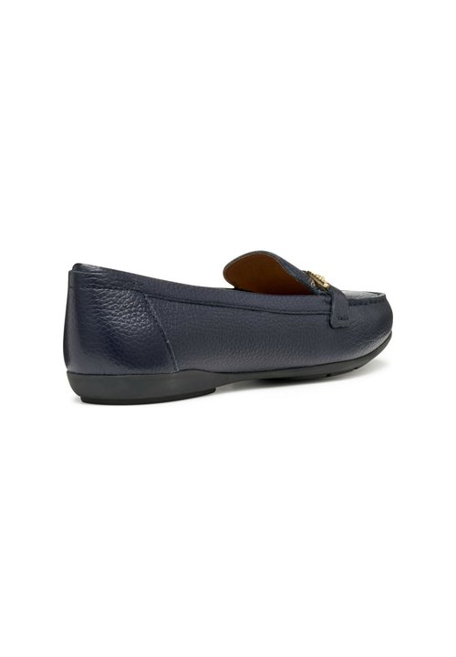 Mocasines Borlas En Serraje Marrón