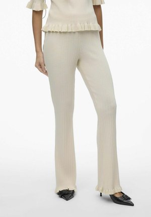 VMJADE FLAIRED  - Pantalon classique - birch