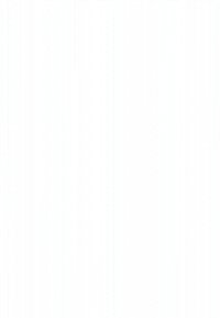 Três caminhantes com mochilas a caminhar numa trilha rochosa junto a um lago azul calmo rodeado por colinas verdes sob um céu brilhante.