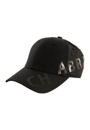 Cappello da baseball nero con visiera curva, con lettere parziali lucide "CH ABRA" sui pannelli anteriori e laterali.