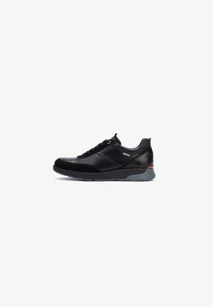 Pikolinos CORDOBA M1W - Sneaker low - black