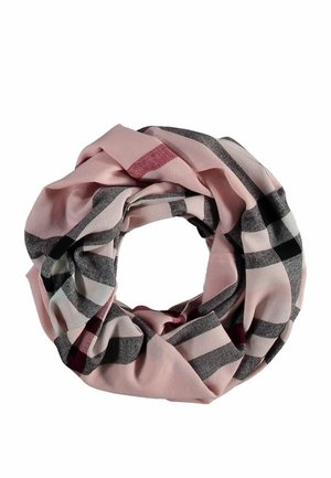 Sciarpa infinita rosa chiaro con motivo a scacchi in tonalità di grigio scuro, bianco e rosso, realizzata in morbido tessuto testurizzato.
