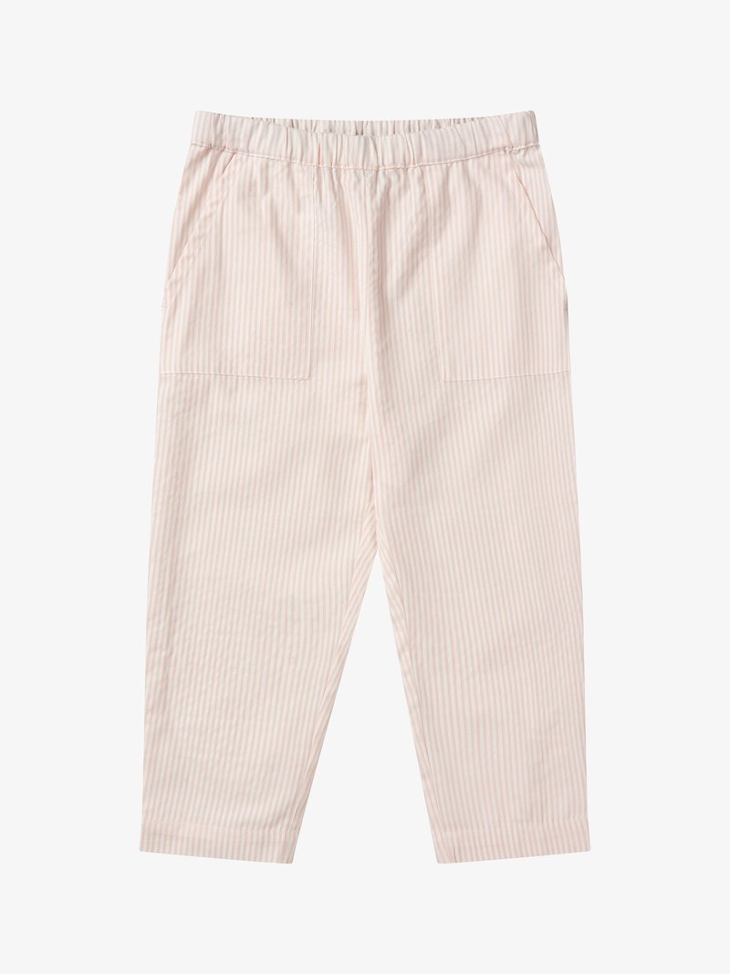 Φούτερ παντελόνια σε ανοιχτό ροζ και λευκές κάθετες ρίγες, κοντά, με ελαστική μέση και μεγάλες μπροστινές τσέπες.