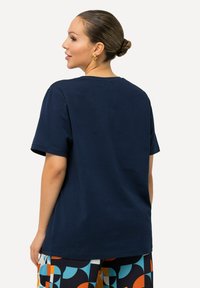 Ulla Popken Triko s potiskem - dark blue