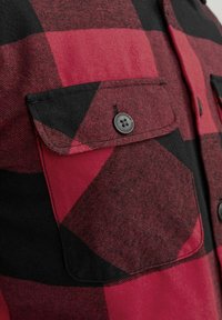 Jack & Jones JJEDARREN czerwony melanż