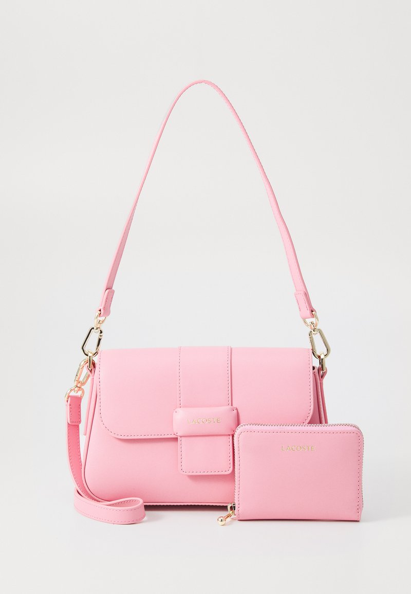 Lacoste FLAP CROSSOVER BAG - Rankinė - peony