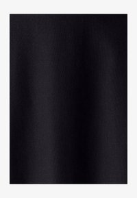 Unausgewählt, black