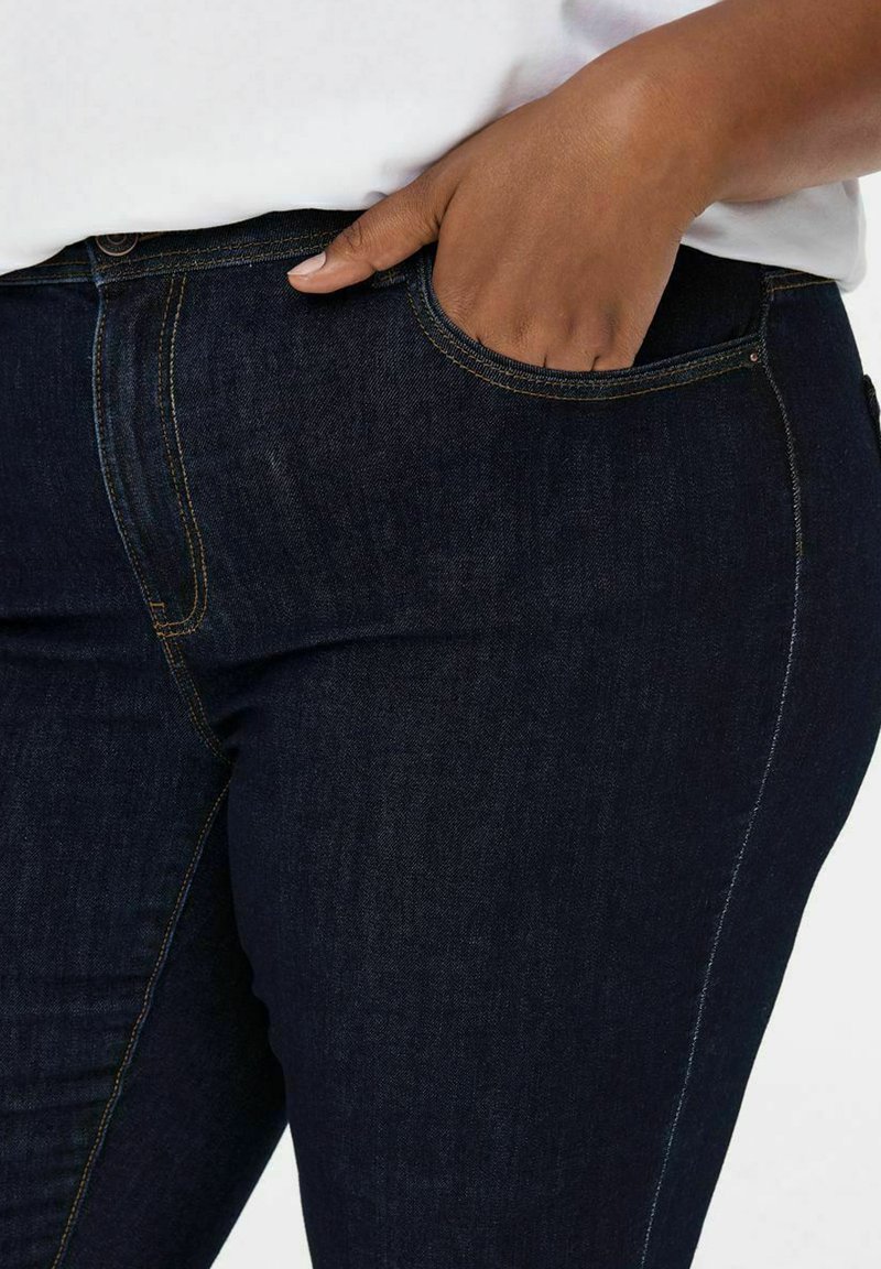 Damen Skinny | ONLY Carmakoma Jeans Skinny Fit dark blue denim/dark-blue denim - YE98944 Damen Skinny | ONLY Carmakoma Jeans Skinny Fit dark blue denim/dark-blue denim - YE98944