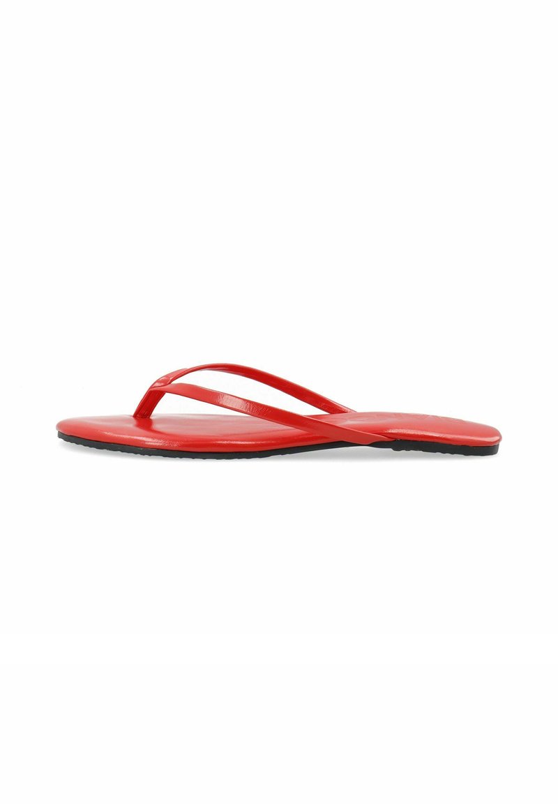 Rote Flip-Flop-Sandale mit zwei dünnen Riemen und glatter Oberfläche, ausgestattet mit einer flachen Sohle und schwarzem, strukturiertem Boden für besseren Halt.