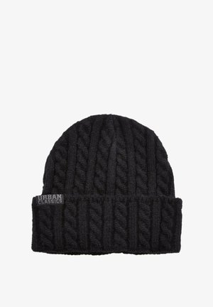 Fekete kötött sapka bordázott mintával és vastag kábelmintázattal. Hajtott szegéllyel rendelkezik, amelyen szürke "URBAN CLASSICS" címke található.
