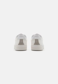 BOSS RHYS - Sportcipő - white
