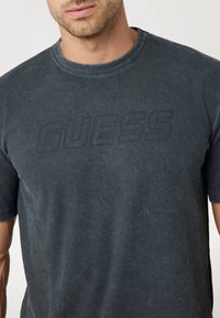 Guess - Podkoszulki