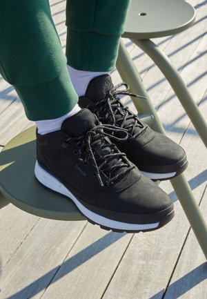 Sneaker high - black