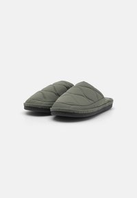 Jack & Jones JFWBALHAM  - Pantuflas - olive night