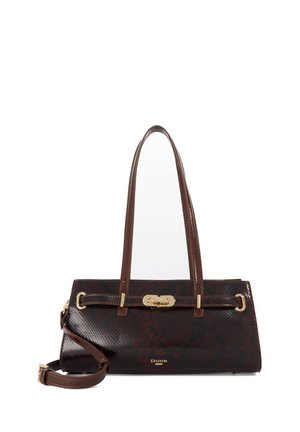 Sac à main en cuir marron foncé avec deux longues bandoulières, détail d'une boucle dorée et petite fermoir sur le devant, marqué du logo "Dune" en or.