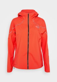 Helle rote Kapuzenjacke mit vollem schwarzen Reißverschluss vorne, reflektierenden Einsätzen an Schultern und Ärmeln, sowie dem The North Face-Logo auf der Brust.