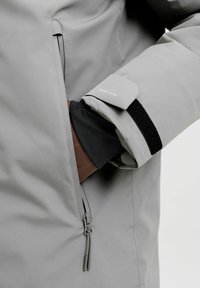 Jack & Jones Žieminis paltas - city skyline