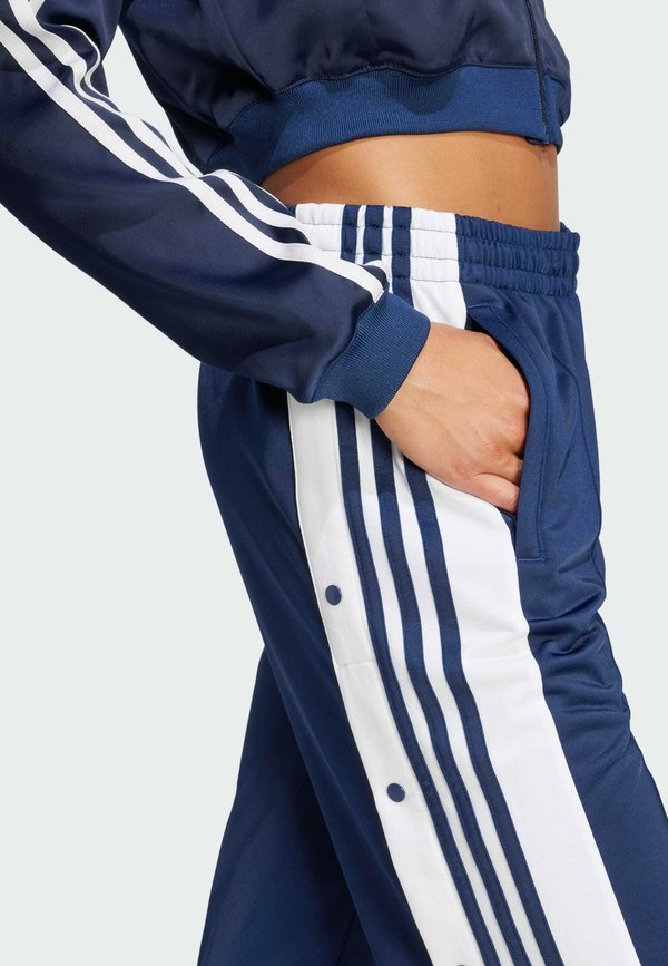 BREAK  - Tracksuit bottoms - night indigo4