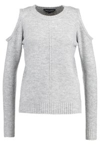 Grauer Pullover aus weichem Strickmaterial, mit kalten Schultern und geripptem Saum. Schlicht, strukturierter Körper mit langen Ärmeln.