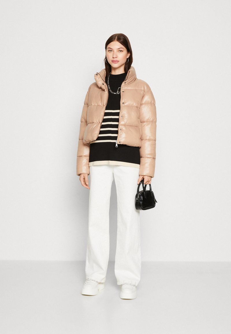 Cotton On CROPPED PUFFER JACKET - Winter jacket - chestnut/off-white -  Zalando.de