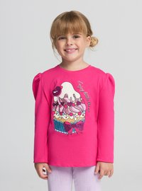 Różowa koszulka z długim rękawem z grafiką babeczki z błyszczącymi akcentami, z bufkami na rękawach i okrągłym dekoltem.