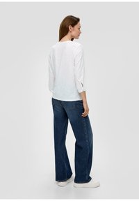 s.Oliver Langarmshirt - weiß