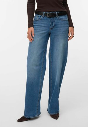 - Jeansy Relaxed Fit