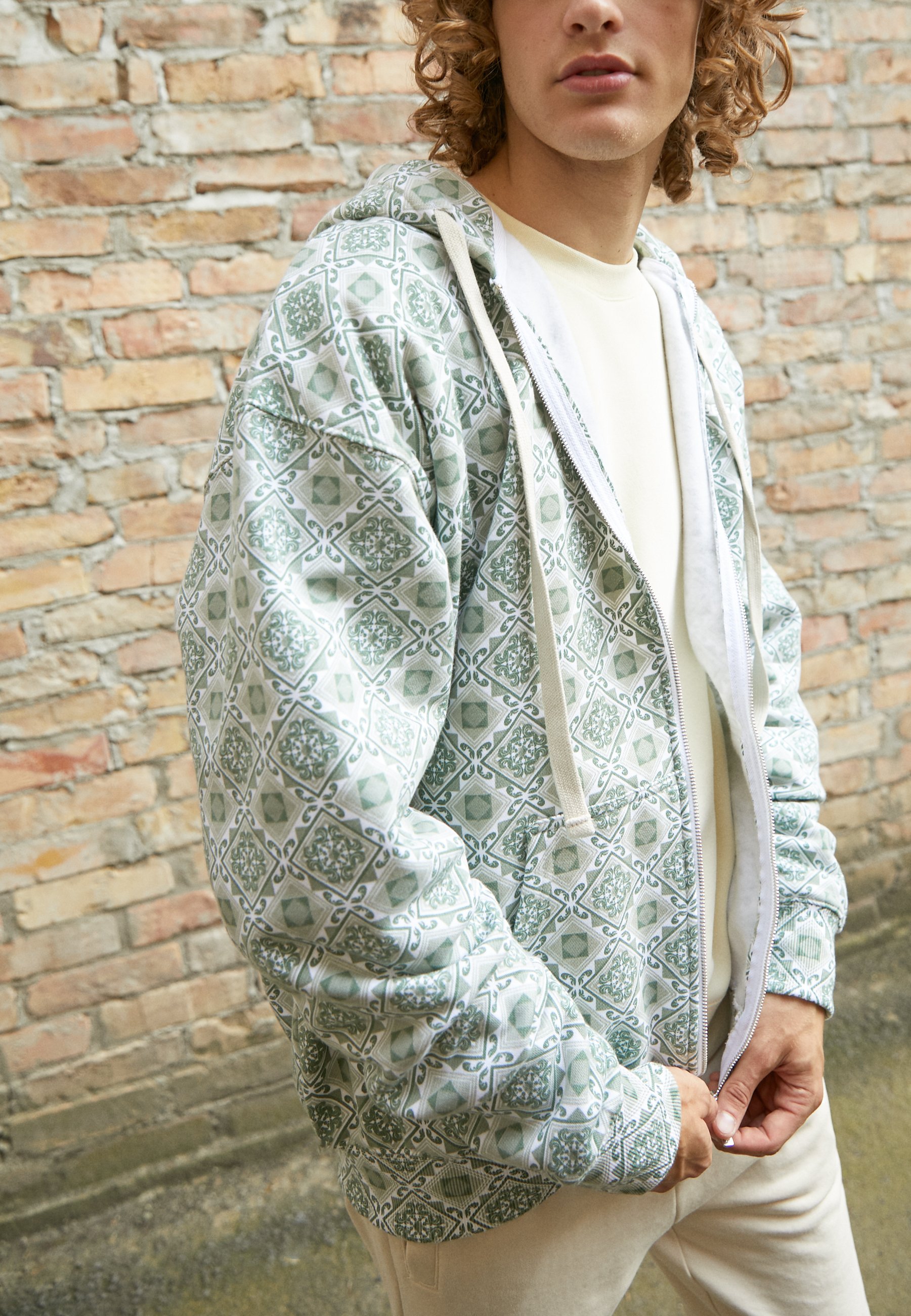 Women MOSAIC OVERSIZED JACKET UNISEX - Zip-up sweatshirt Women MOSAIC OVERSIZED JACKET UNISEX - Zip-up sweatshirt