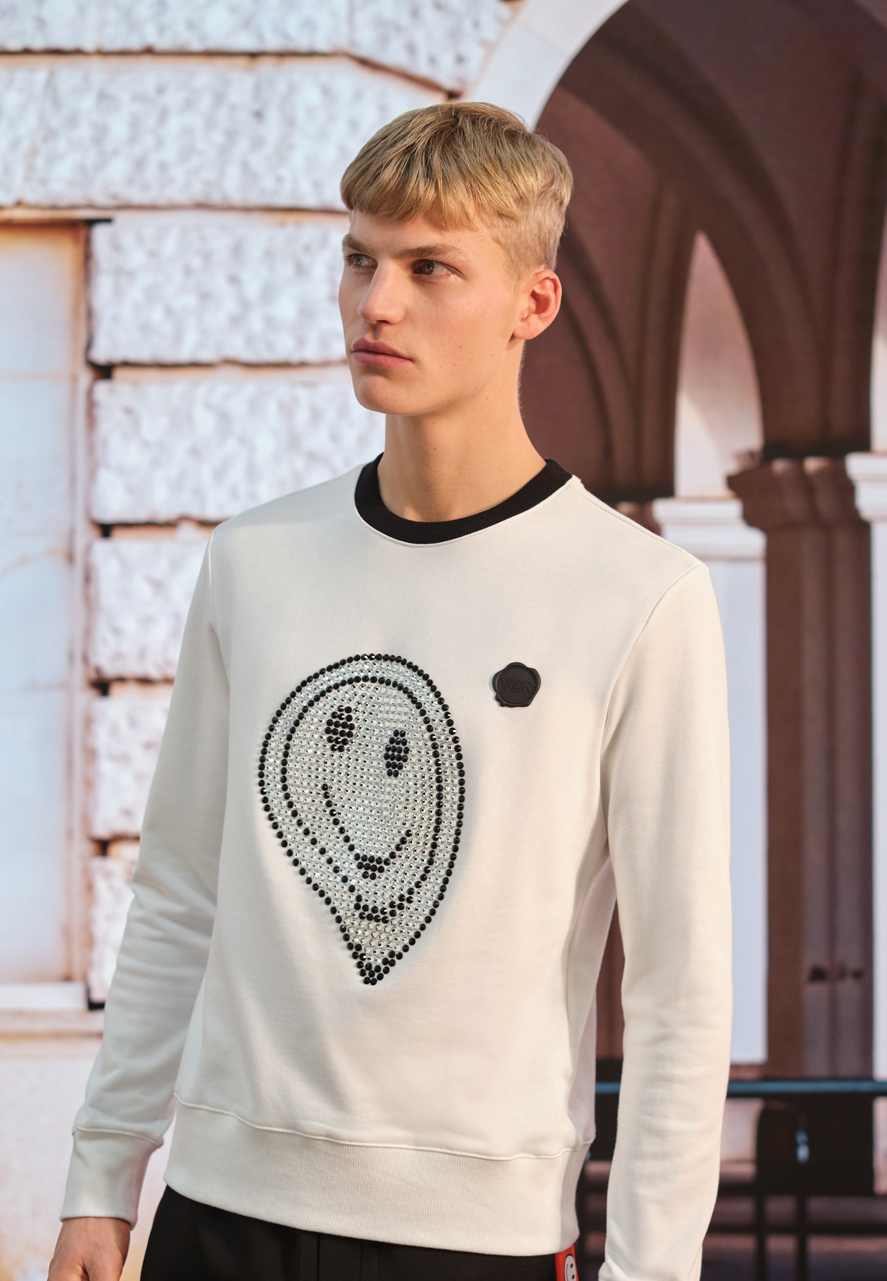 Viktor\u0026Rolf RHINESTONE SWEATER 