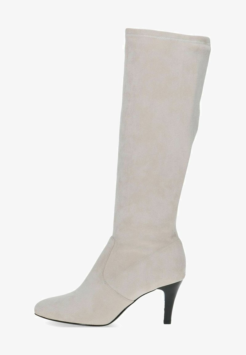 Bottes en suede taupe arrivant au genou, avec un bout pointu et un design ajusté et élégant. Le talon aiguille ajoute de la hauteur et de l'élégance.