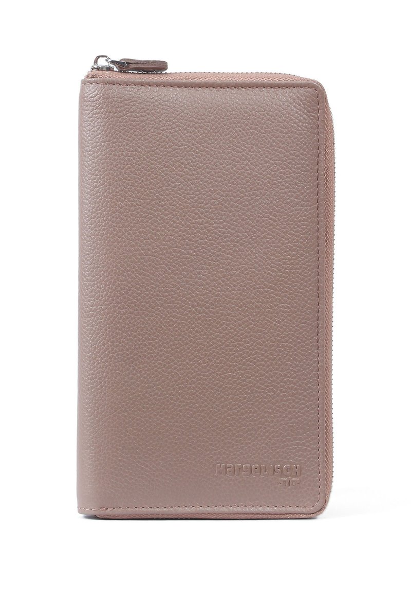 Brun texturerad läderplånbok med dragkedjeslutning, som har en slät yta, rektangulär form och präglad logotyp på framsidan.