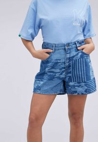 Kickers Short en jean - bleu