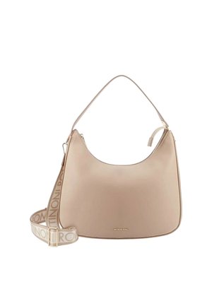 Borsa a tracolla in pelle beige con parte superiore curva, tracolla brandizzata staccabile e manico corto, con piccolo logo metallico al centro davanti.