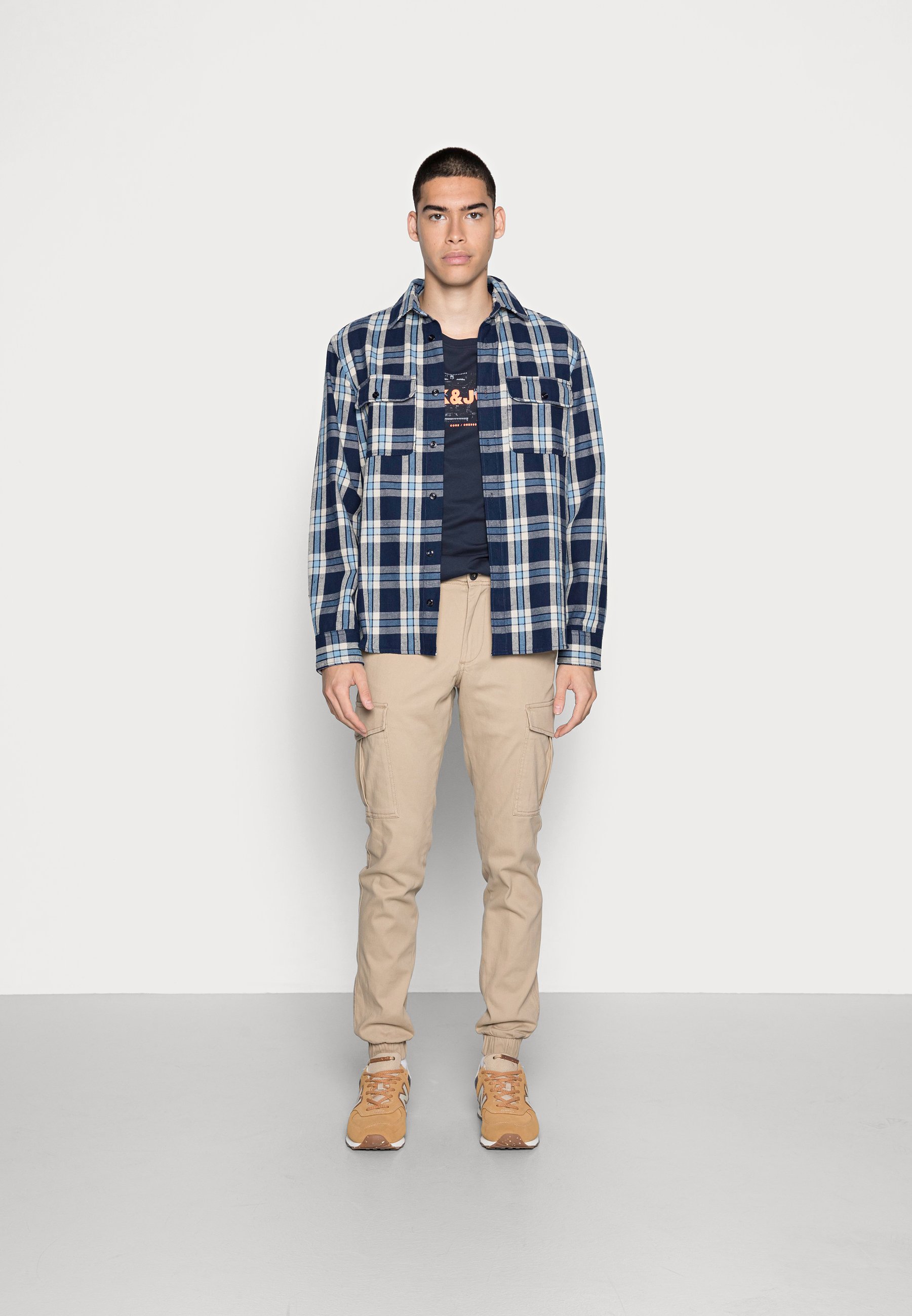 Jack \u0026 Jones JJIMARCO JJJOE CUFFED - Pantaloni cargo - crockery/beige -  Zalando.it