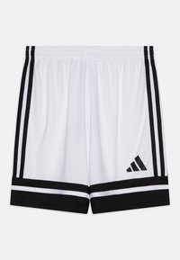 Białe sportowe spodenki z czarnymi paskami po bokach, czarnym paskiem w talii i logo Adidas. Gładki materiał z kontrastującymi detalami.