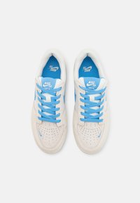 Nike SB FORCE 58 UNISEX - Tenisice - phantom/universal blue/summit white/sail
