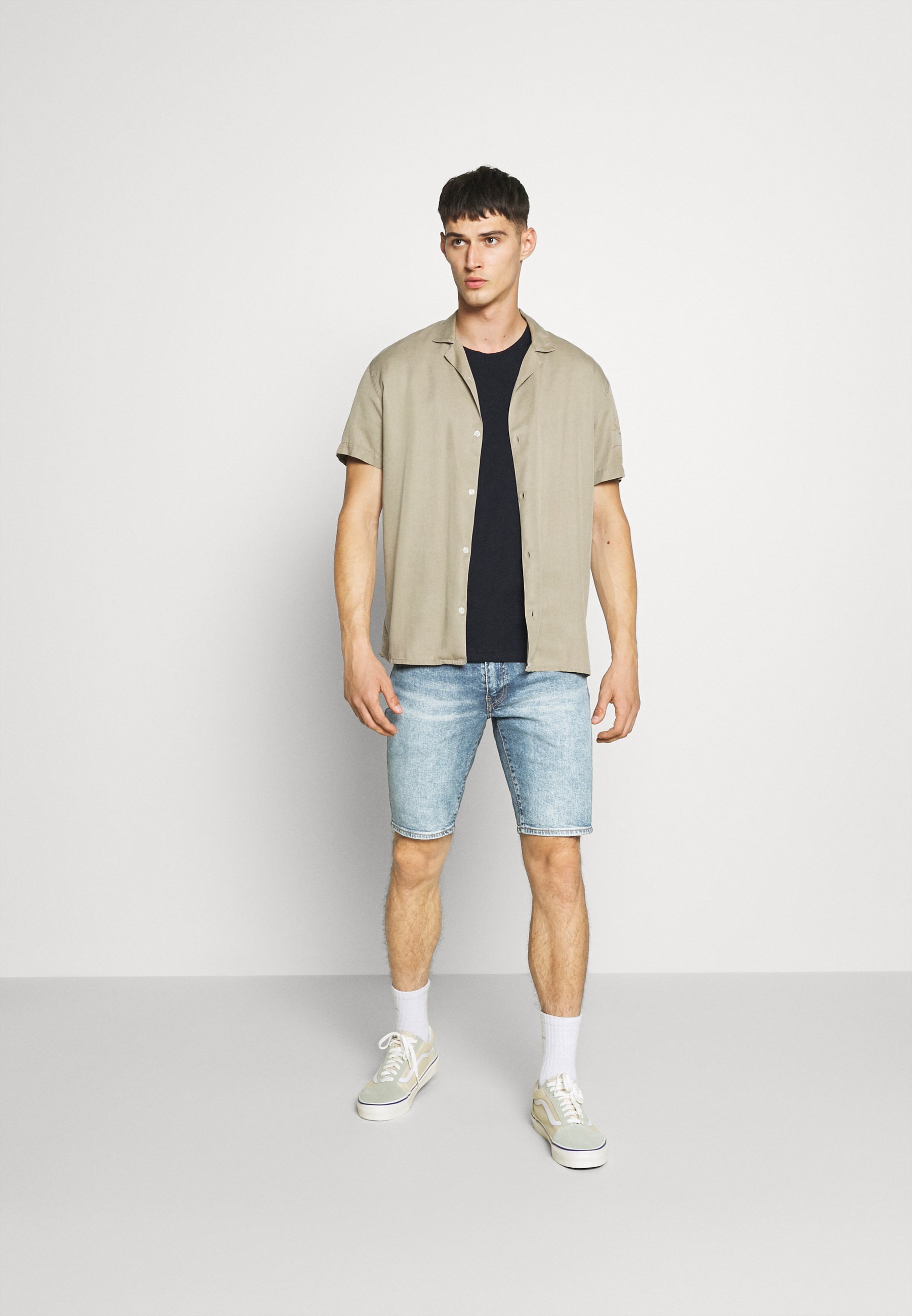 levis 511 hemmed shorts