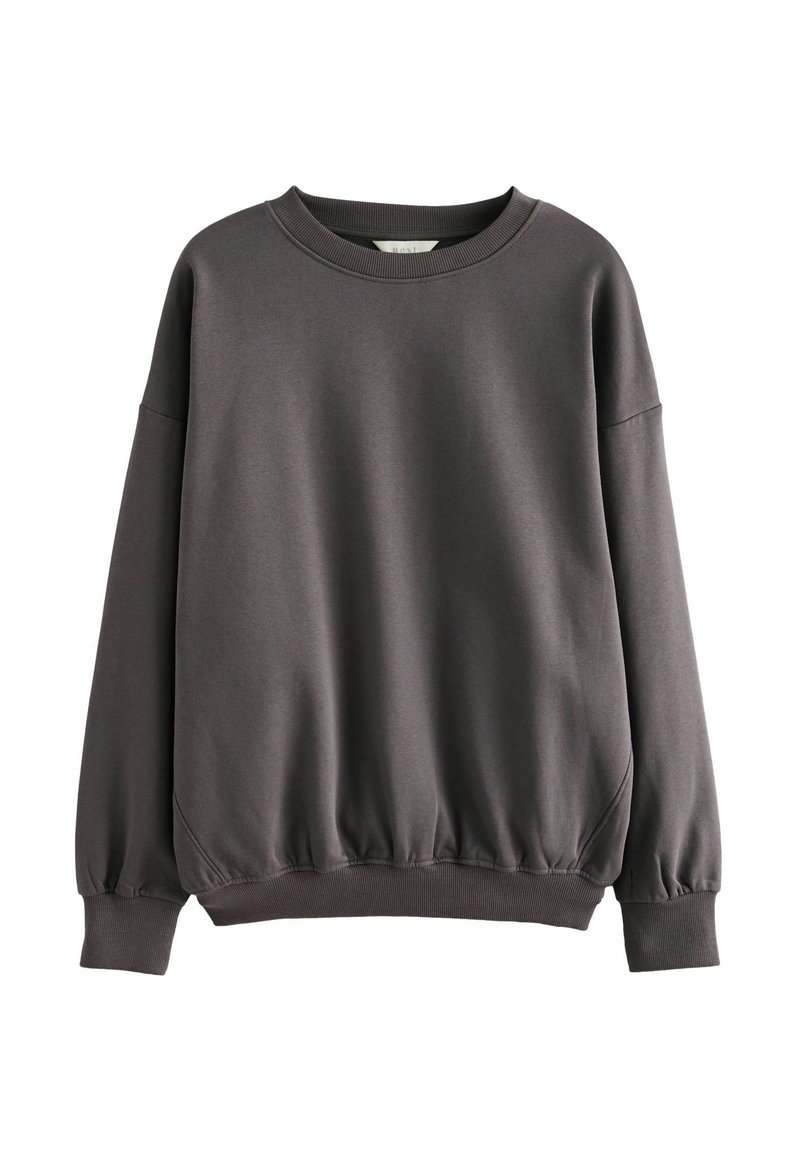 Szary sweatshirt wykonany z miękkiego materiału, z okrągłym dekoltem, długimi rękawami oraz ściągaczem u dołu. Prosty design bez widocznych wzorów czy akcentów.
