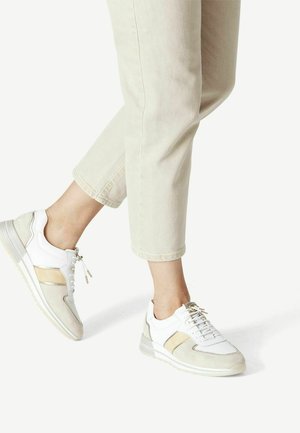 PURE RELAX  - Sneakers laag - white/beige