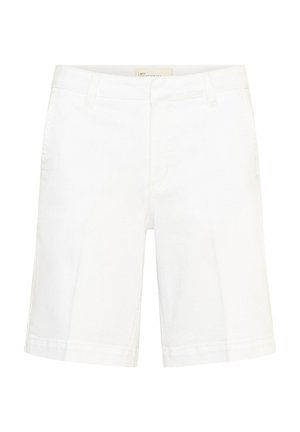 Hvide knælange shorts med bæltestropper, forlommer og skjult lynlås foran, vist på en ensfarvet baggrund.