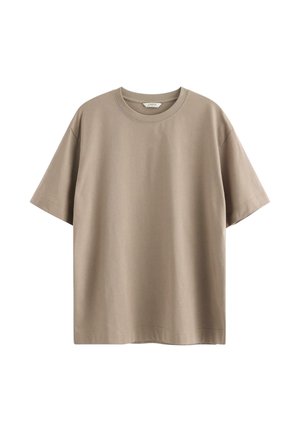 Brun oversized T-shirt med korte ærmer og rund hals, med enkel syning, vist fladt på hvid baggrund.