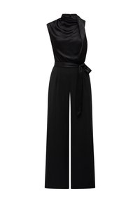 Svart jumpsuit med drapert ermeløs topp, høy hals, beltestropp i midjen og vide ben laget av glatt stoff med en matt finish.