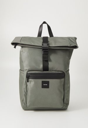 ESSENTIAL FOLDED - Reppu - tarmac