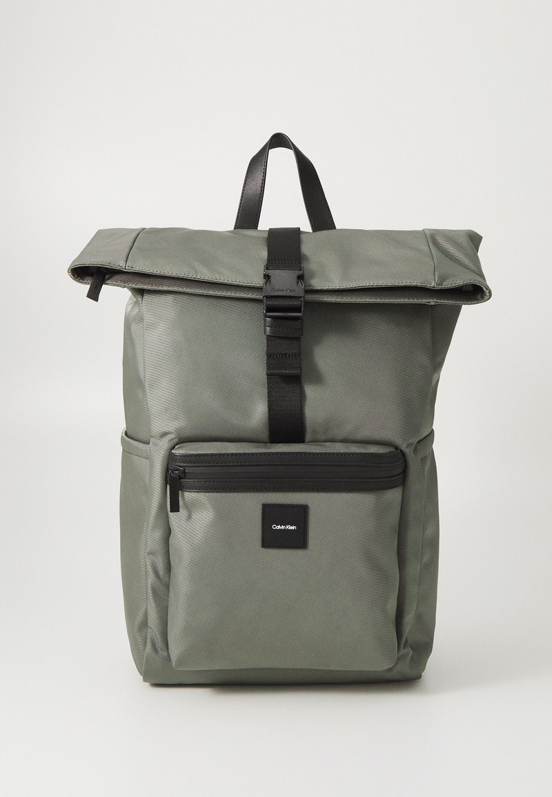 Calvin Klein ESSENTIAL FOLDED - Hátizsák - tarmac